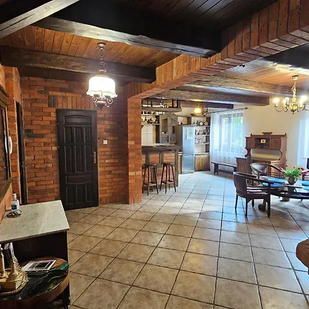 Apartament POKOJE GOŚCINNE MAJKA Apartament Stare jest Piękne *
